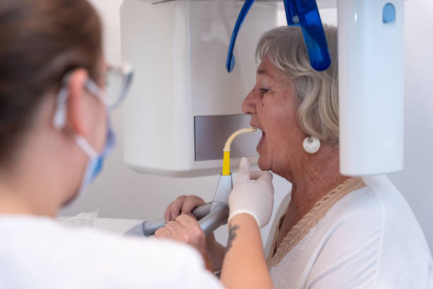 Best Emergency Dental Care for Broken or Chipped Teeth in Hull, IA